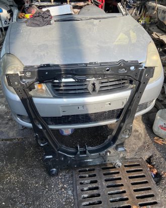 Renault taliant çıkma orjinal motor travezi