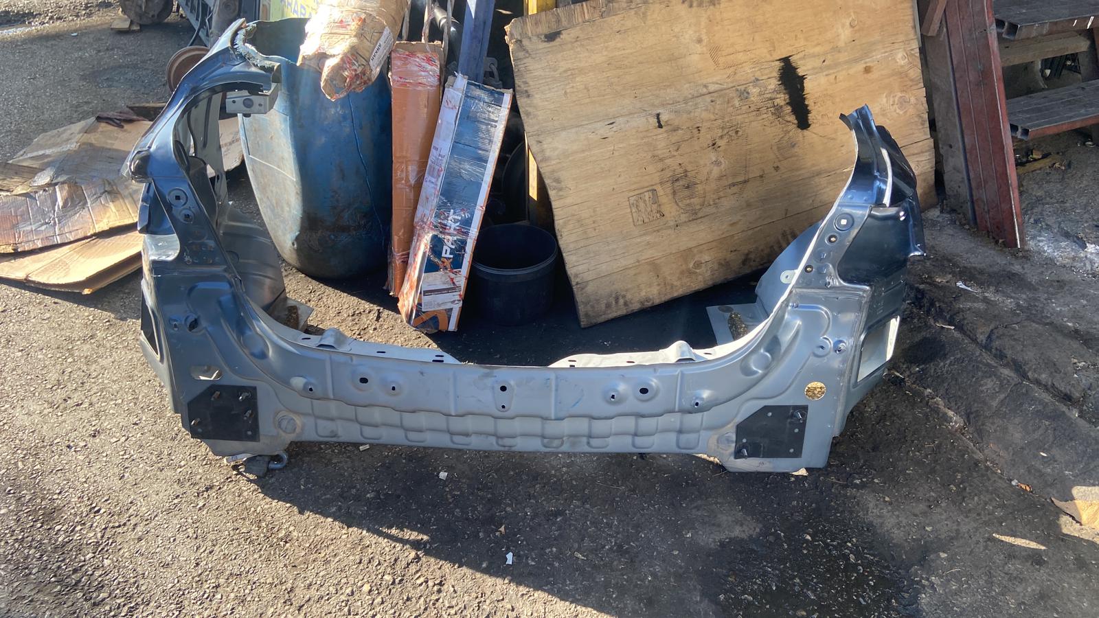 Renault megane 4 kesme arka panel