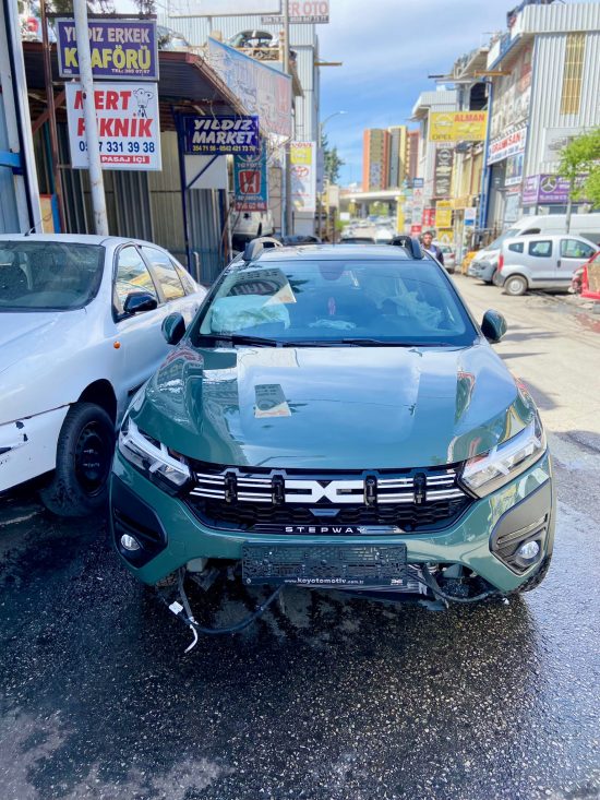 Dacıa sandero komple ön set Dacıa sandero komple ön set