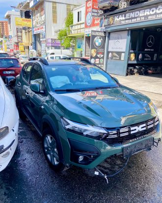 Dacıa sandero sağ arka kapı