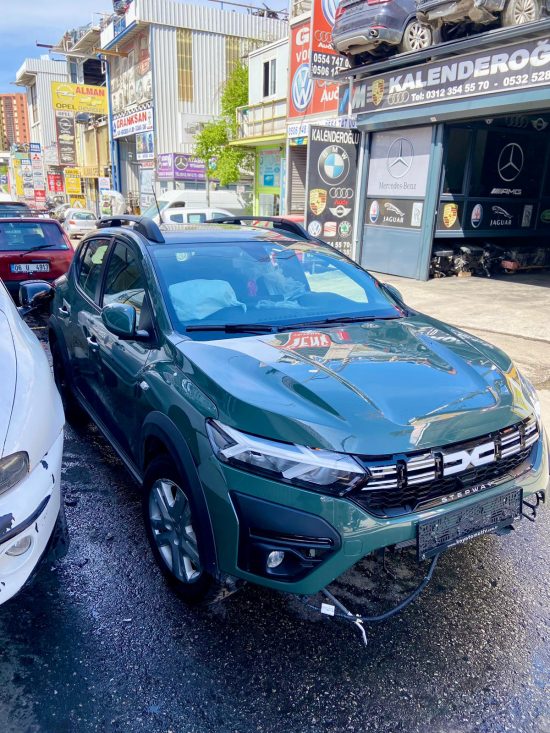 Dacıa sandero sağ arka kapı Dacıa sandero sağ arka kapı