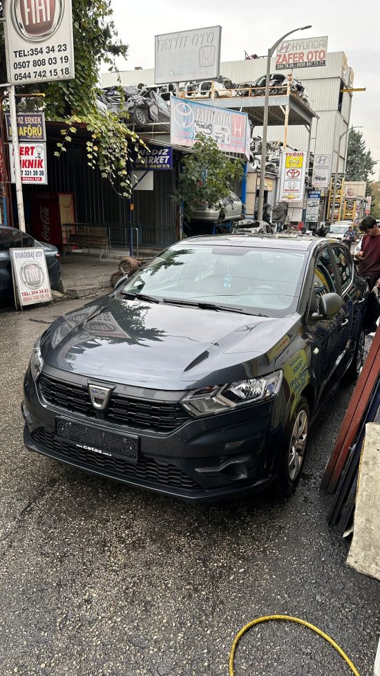 Dacıa sandero kesme tavan